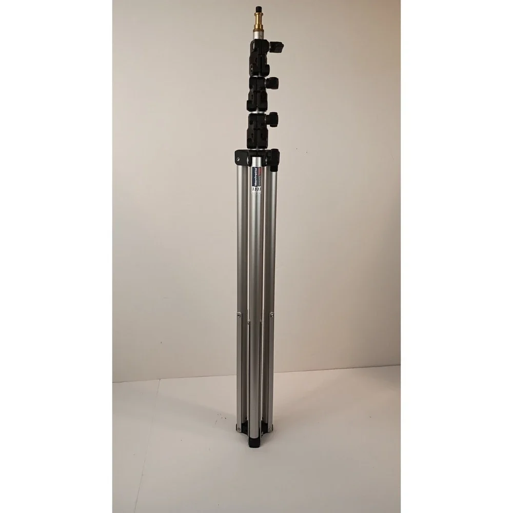 Manfrotto Bogen - Italy- 3333 Tripod - Professional Light Excellent Telescoping - Picture 2 of 5
